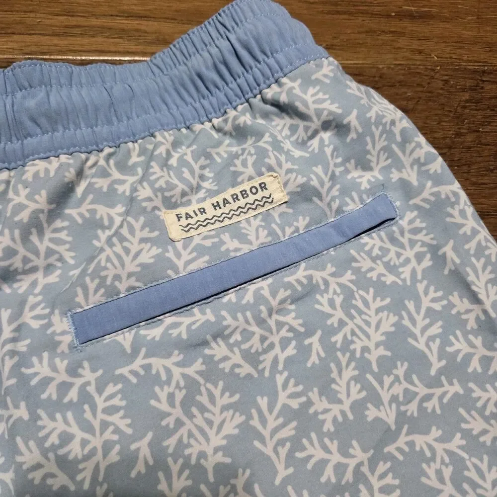 Fair Harbor Shorts Mens M 8” Lined Geometric Board Swim Trunks Surf Coolmax